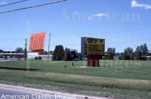 Grand River Drive-In Theatre